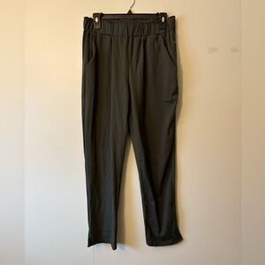Joie Dark Green Tapered Pants with Pockets, Size Medium Women’s
